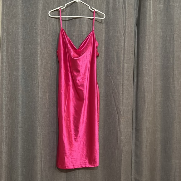 Hot pink midi dress, like new - Picture 3 of 10